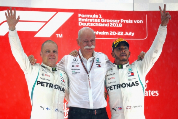 메르세데스-AMG 페트로나스 모터스포츠팀이 F1 독일 그랑프리에서 1, 2위를 석권해 원투피니시 우승 기록을 달성했다.
