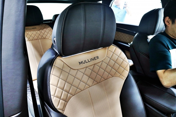 벤틀리가 국내 20대 한정으로 럭셔리 SUV '벤테이가 코리아 에디션 by 뮬리너'를 공개했다.