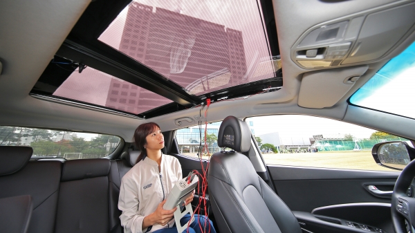 현대∙기아자동차가 자사의 미디어 채널을 통해 '솔라시스템' 기술을 공개했다.