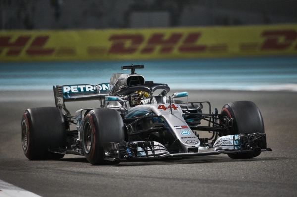 메르세데스-AMG 페트로나스 모터스포츠팀이 5년 연속 포뮬러원(Formula 1) 시즌 더블 챔피언에 등극했다고 밝혔다.