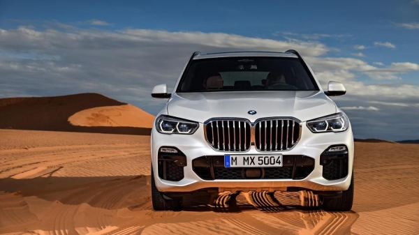 BMW코리아가 신년부터 브랜드 간판 모델들을 잇따라 출시해 본격적인 신차 공세에 나선다. (사진은 BMW '뉴 X5')