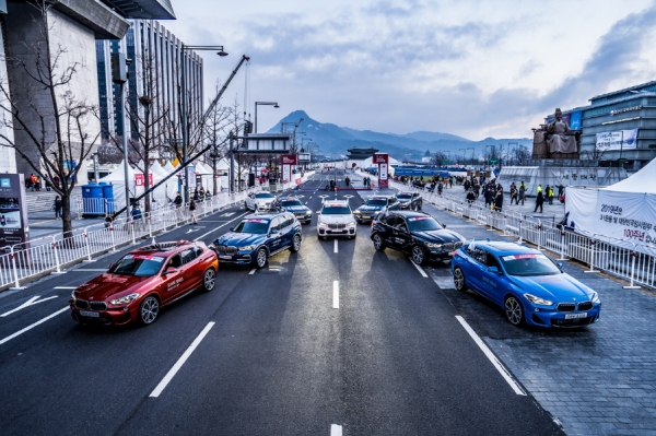 BMW 코리아 공식 딜러 도이치모터스가 ‘2019 서울국제마라톤’에 대회 운영 차량으로 ‘BMW X시리즈’ 전 모델을 지원했다고 밝혔다.