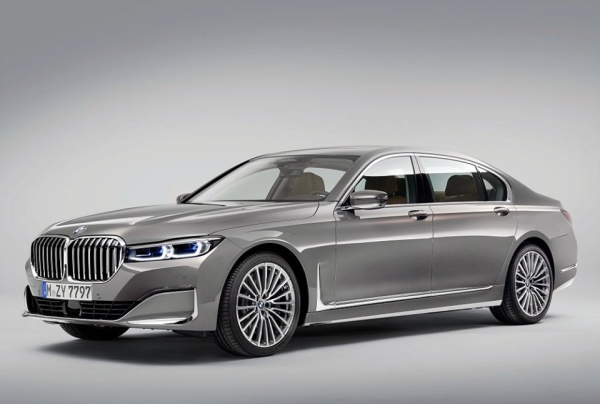 BMW 코리아가 올 상반기 플래그십 세단 ‘뉴 7시리즈 페이스리프트(부분변경)‘ 모델을 출시한다.