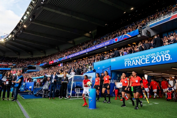 기아차가 파리, 랭스, 몽펠리에 등을 비롯한 프랑스 주요 9개 도시에서 열리는 '2019 FIFA 프랑스 여자월드컵'을 공식 후원한다.