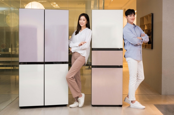 삼성전자가 맞춤형 냉장고 ‘비스포크(BESPOKE)’에 새로운 제품 타입과 색상을 추가해 소비자 선택의 폭을 넓힌다.