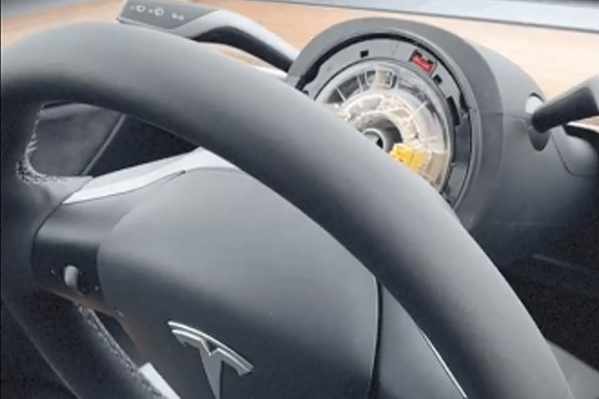 https://carbuzz.com/news/tesla-finally-recalls-model-y-for-steering-wheels-falling-off