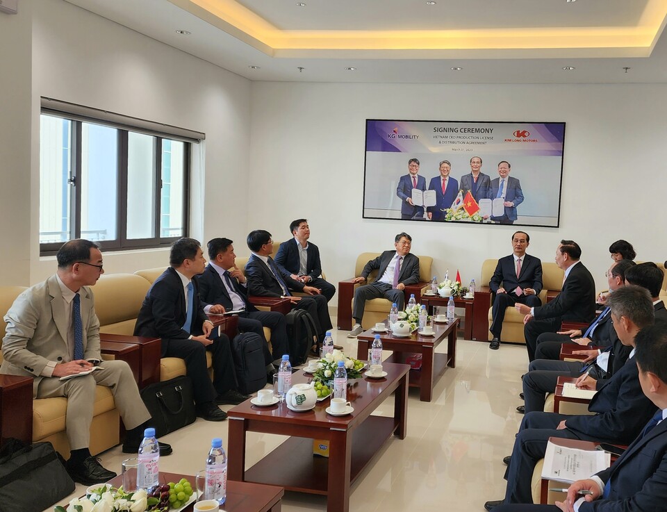 KG 모빌리티(KGM)가 베트남 FUTA(푸타) 그룹과 베트남에서의 협력을 강화한다.