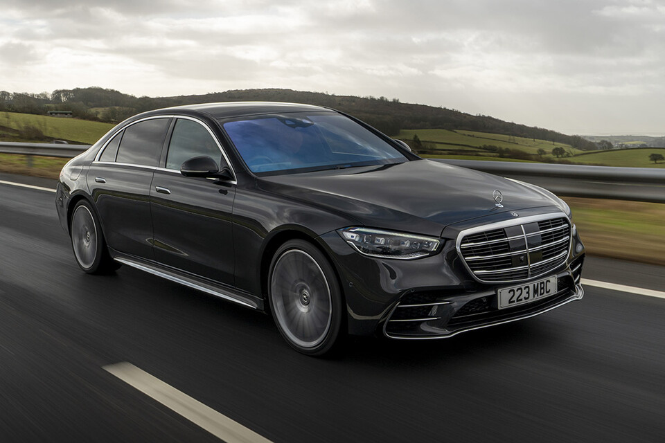 메르세데스-벤츠 모델의 장기 리스에 대한 최소 비용 견적을 확인하세요