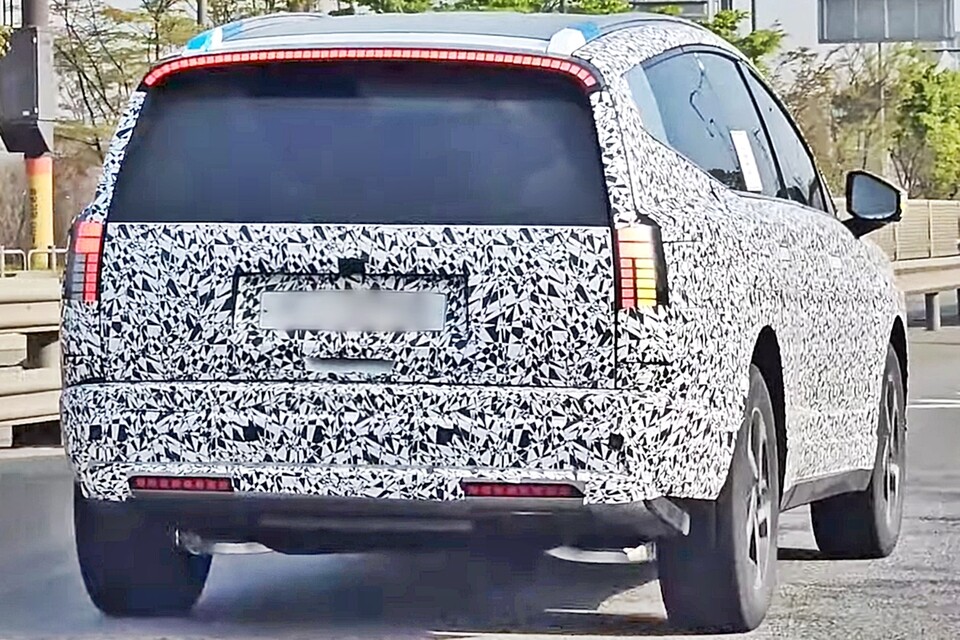 사진 : 현대차 아이오닉 9 테스트카 (출처=Shorts Car)