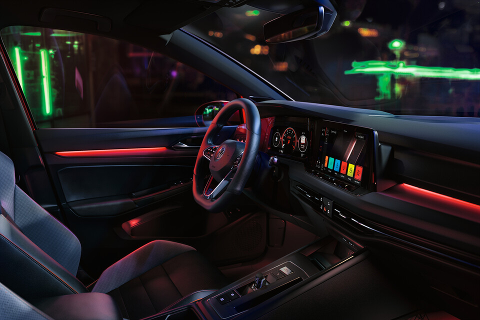 폭스바겐 골프 GTI 실내