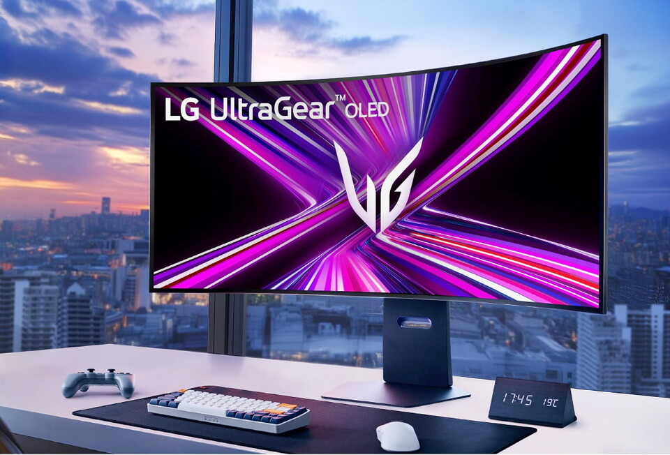 LG전자, CES 2025서 세계 최고 해상도 OLED 게이밍 모니터 공개