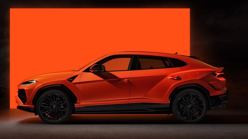 사진 : 람보르기니 우루스 SE