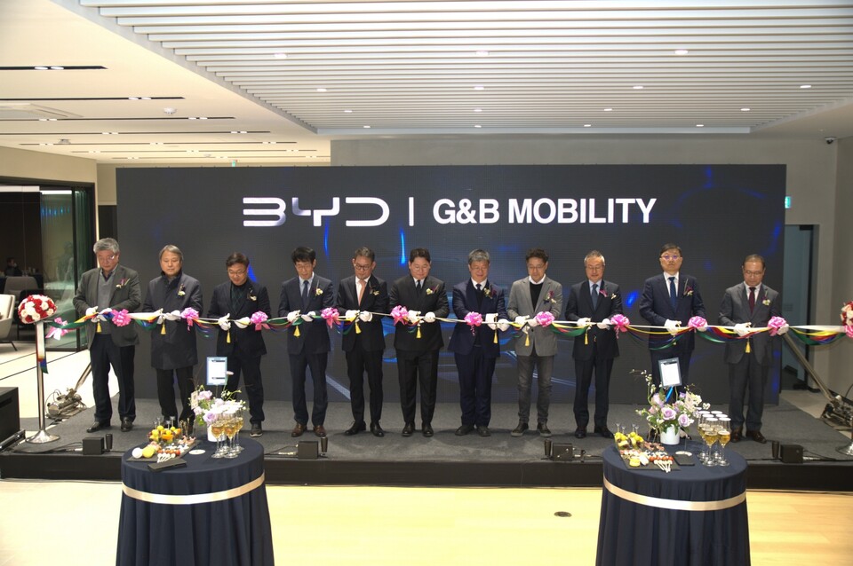BYD 대구딜러사인 G&B모빌리티가 대구 전시장을 오픈했다.