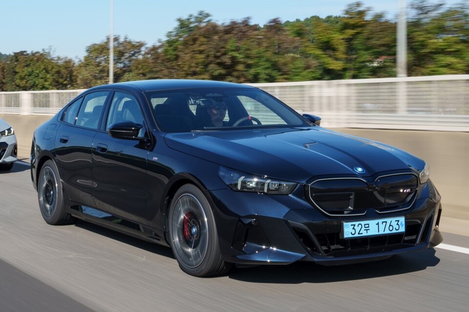 사진 : BMW 뉴 i5