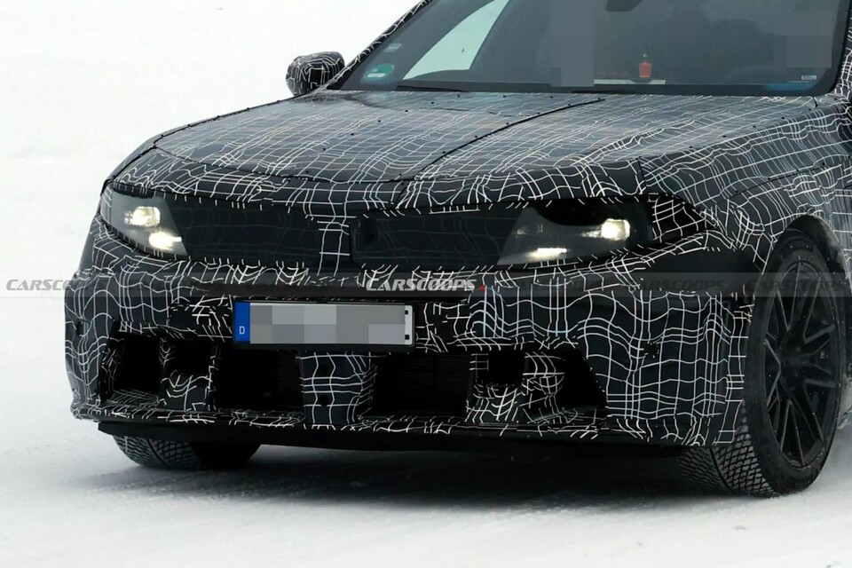 사진 : BMW M5 페이스리프트 테스트카 (출처=Carscoops)