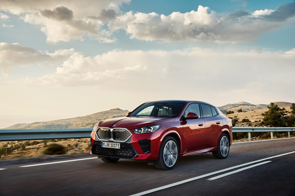 사진 : BMW 뉴 iX2 eDrive20