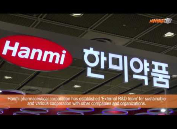 한미약품이 본격적인 전문경영인체제로  전환한다.
