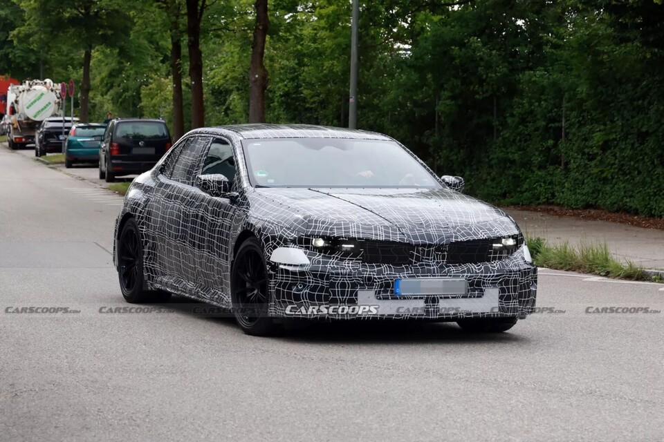 사진 : BMW iM3 테스트카 (출처=Carscoops)
