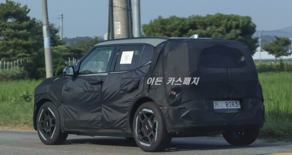 사진 : 기아 EV2 테스트카 (출처=이든카스패치)