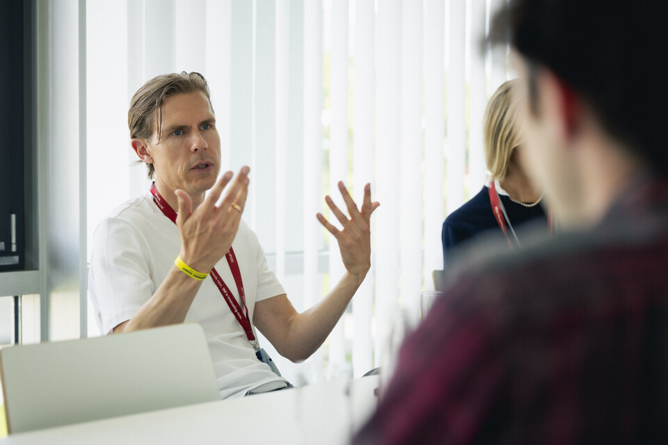 [인터뷰] 새 역사의 장을 여는 폴스타, 디자인 총괄 필립 뢰머스가 그려갈 미래는?