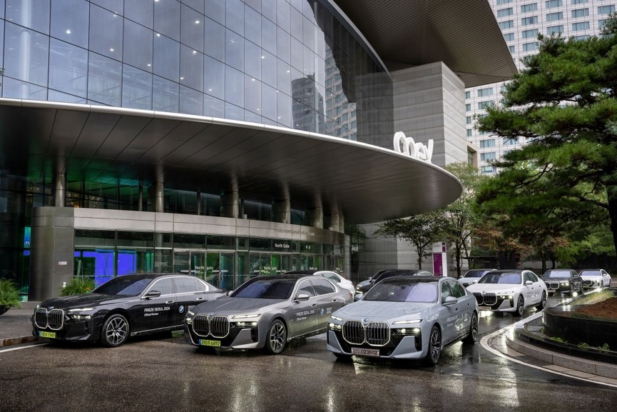BMW코리아, 프리즈 서울에 7시리즈·i7 20대 투입⋯VIP 셔틀 운영