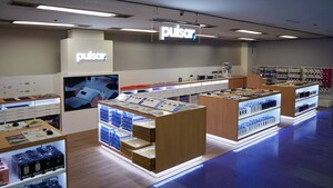 그립부터 손맛까지 직접 확인하고 산다! 펄사 게이밍 기어, 서울서 세계... - 뉴스 썸네일 이미지